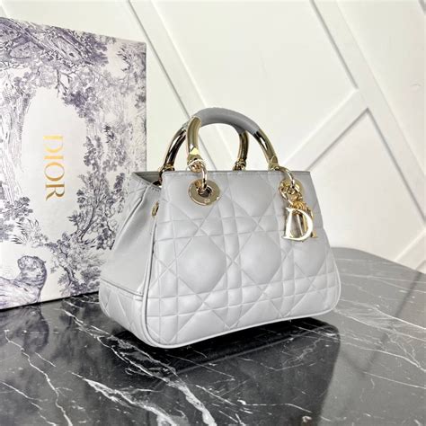 dior replika çanta
